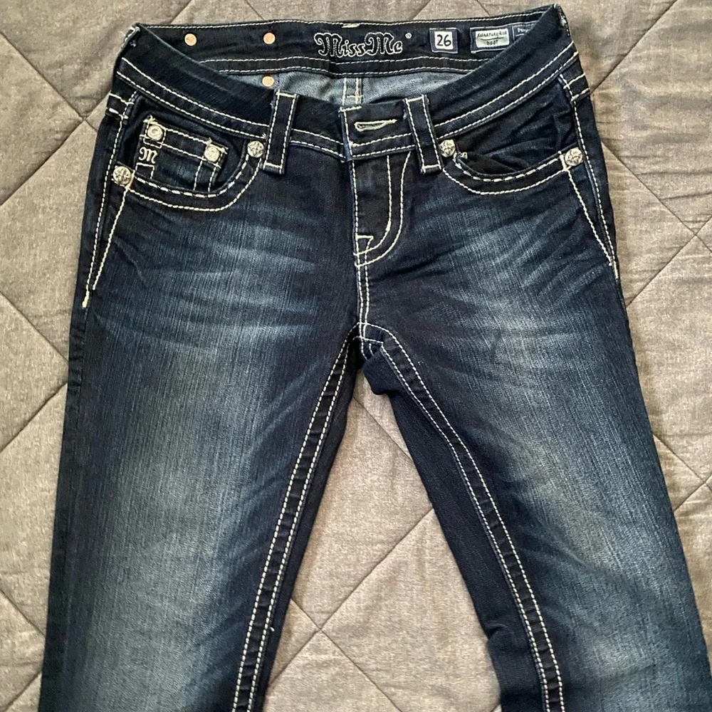Miss Me - Signature Bootcut - Dark wash - size 26 - Picture 1 of 3